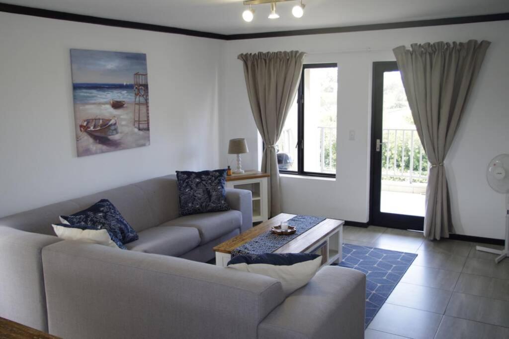 Appartamento Plett Sunrise:) Plettenberg Bay Esterno foto